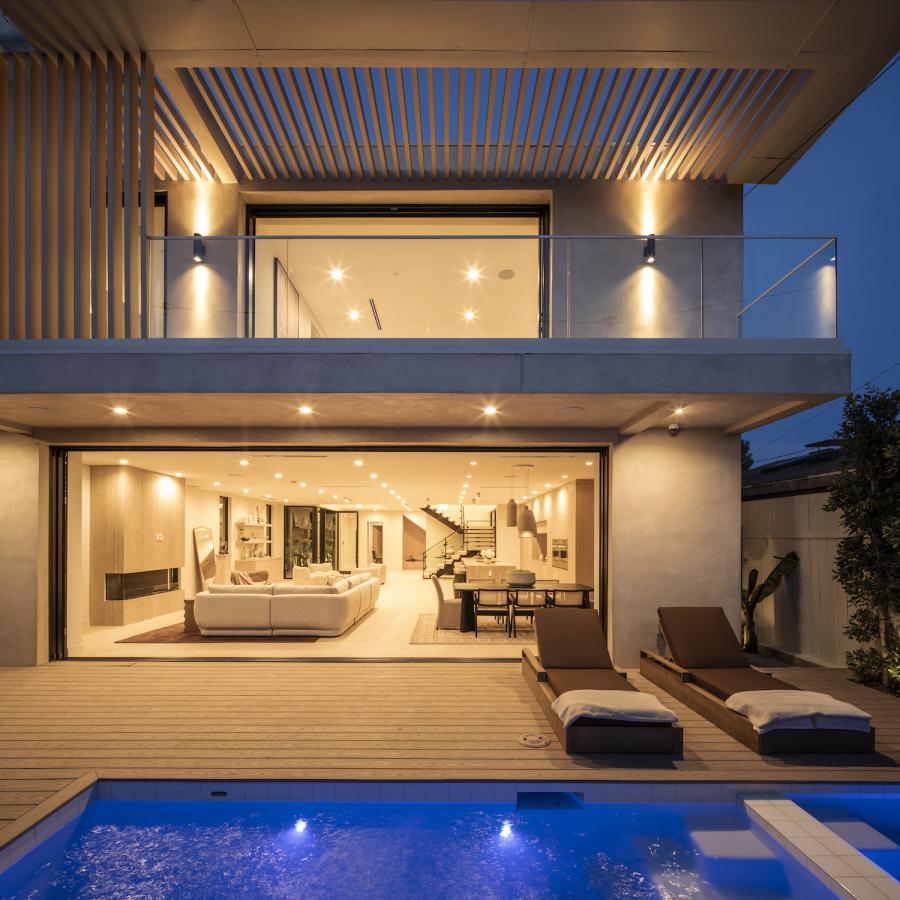 Organic Modernism Finds a New Voice in Venice: A Bold Take on the SoCal Spec Home