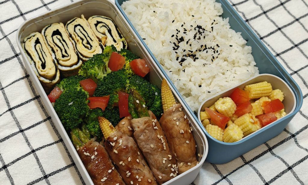Homemade Bento Gains Popularity as Lunch Prices Soar: Five Practical Tips for Busy Office Workers